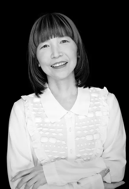 spica Ayu 大森 鮎 ［ デザイナー / 美術作家 ］